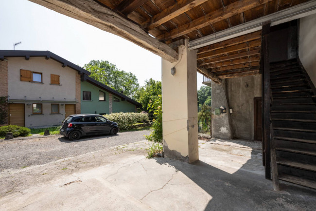 Rustico in vendita a Varese