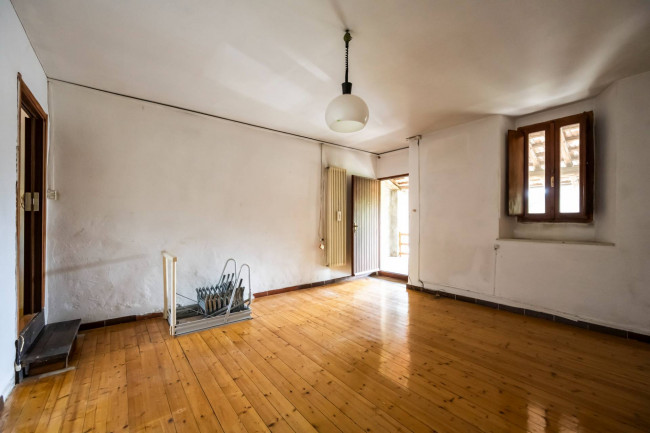 Rustico in vendita a Varese