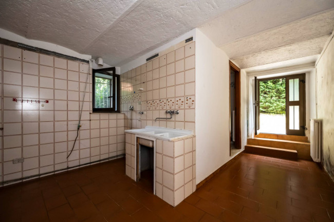 Rustico in vendita a Varese