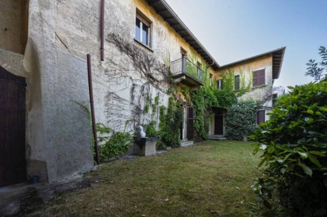 Casa singola in vendita a Varese