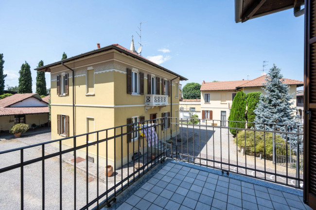 Appartamento in vendita a Buscate