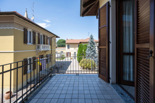 Appartamento in vendita a Buscate