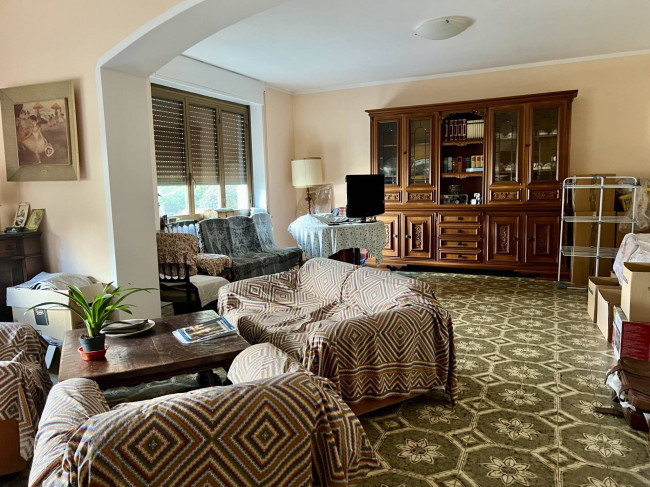 Porzione di Villetta bifamiliare in vendita a Varese