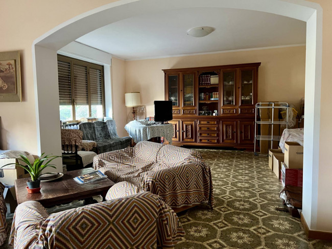 Porzione di Villetta bifamiliare in vendita a Varese