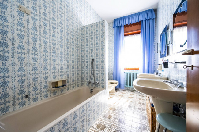 Villa in vendita a Albizzate