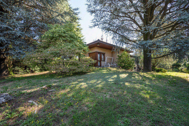 Villa in vendita a Albizzate