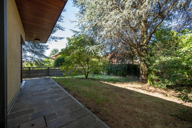 Villa in vendita a Albizzate