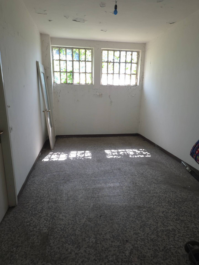 IMMOBILE INDUSTRIALE in vendita a Solbiate Arno