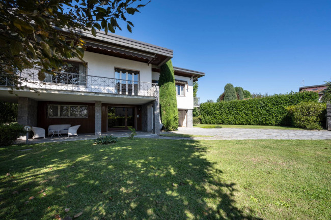 Villa in vendita a Cantello