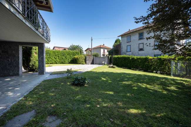 Villa in vendita a Cantello