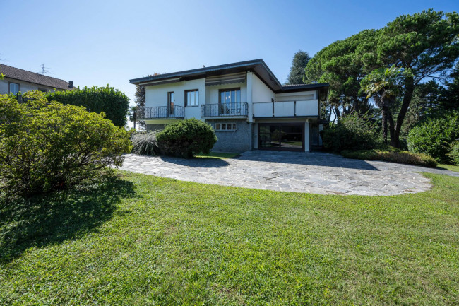 Villa in vendita a Cantello