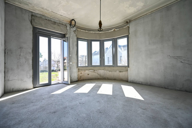 Villa in vendita a Cassano Magnago
