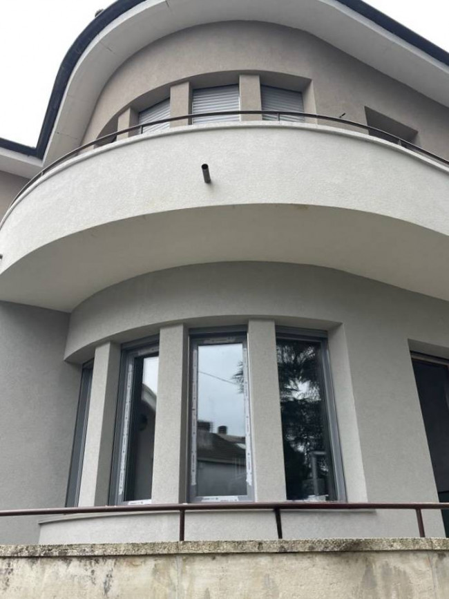 Villa in vendita a Cassano Magnago