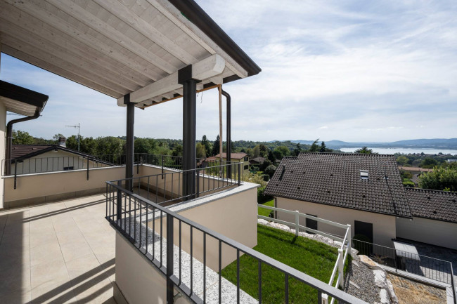 Villa in vendita a Barasso