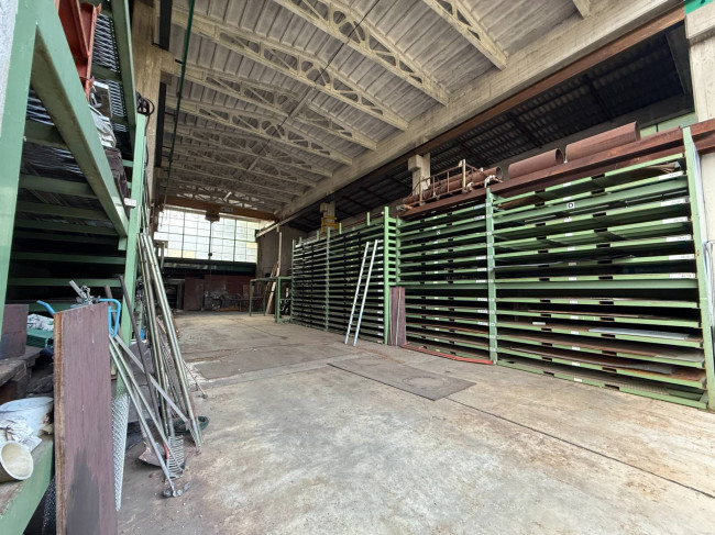 Capannone in vendita a Varese