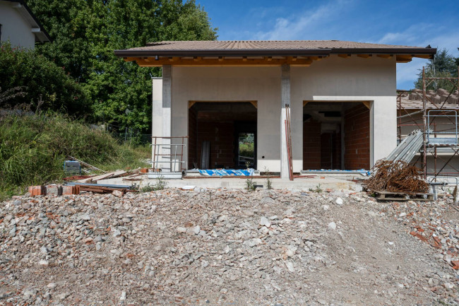Porzione di Casa Singola in vendita a Barasso