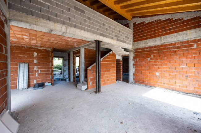 Porzione di Casa Singola in vendita a Barasso