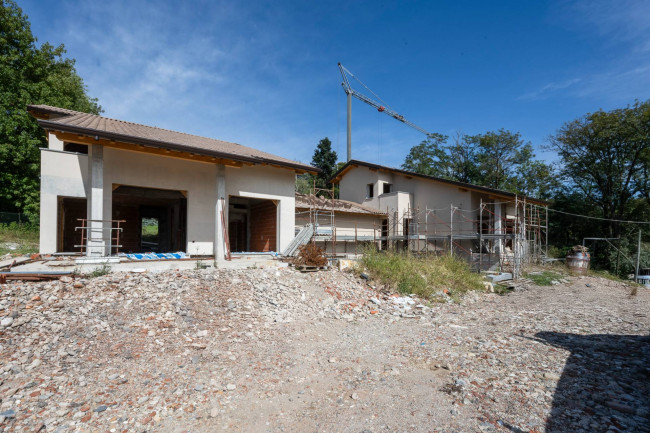 Porzione di Casa Singola in vendita a Barasso