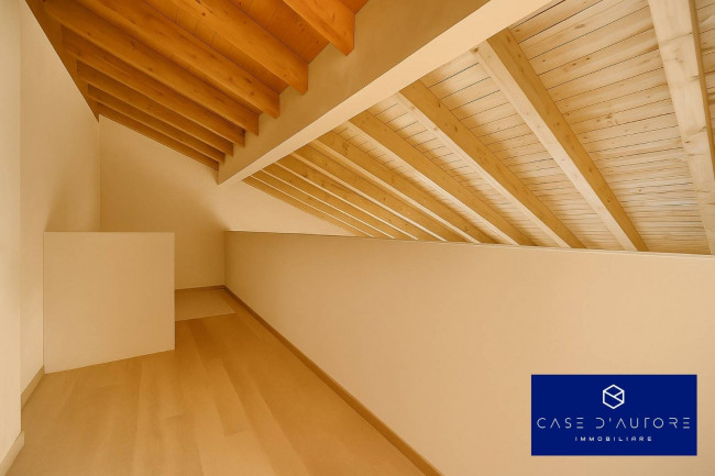 Porzione di Casa Singola in vendita a Barasso