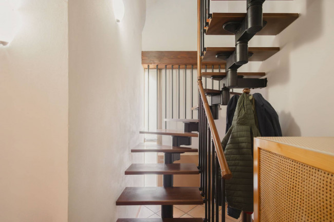 Appartamento in vendita a Luvinate