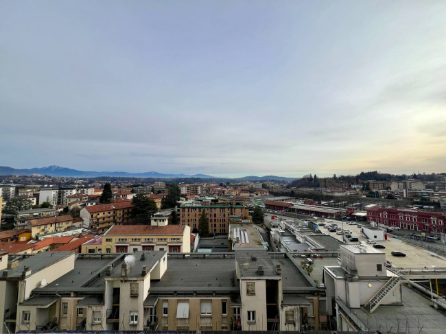 Appartamento in vendita a Varese