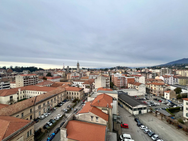 Appartamento in vendita a Varese