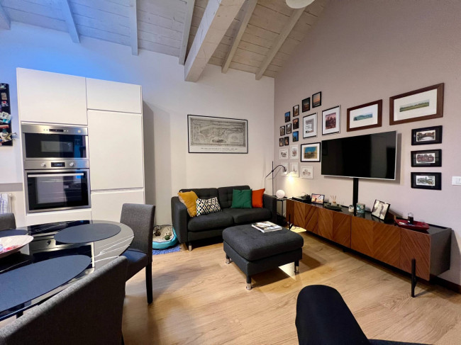 Appartamento in vendita a Varese