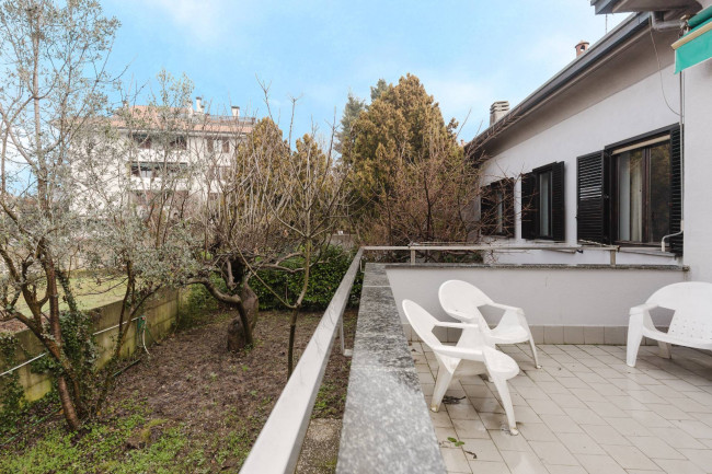 Villa in vendita a Legnano