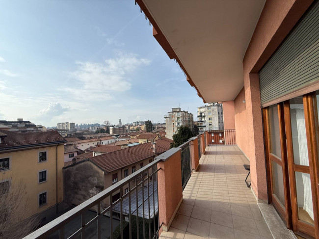 Appartamento in vendita a Varese