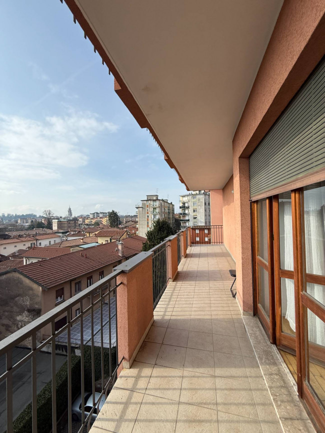 Appartamento in vendita a Varese