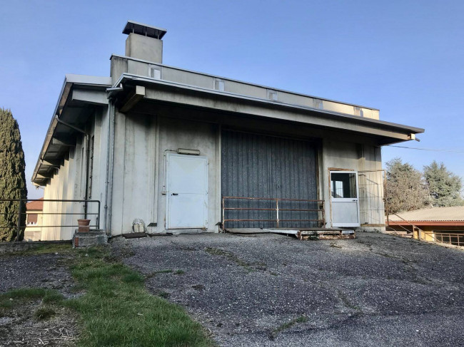 Capannone in affitto a Varese