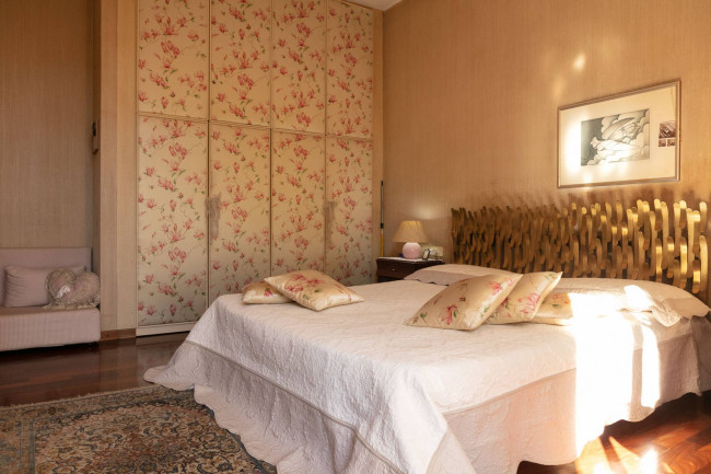 Villa in vendita a Casorate Sempione