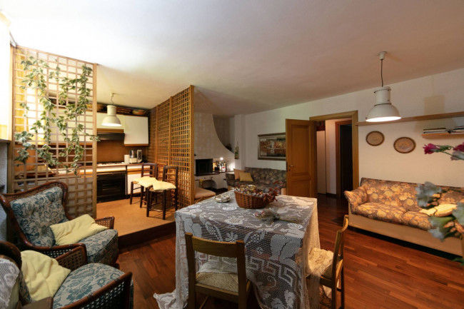 Villa in vendita a Casorate Sempione