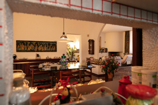 Villa in vendita a Casorate Sempione