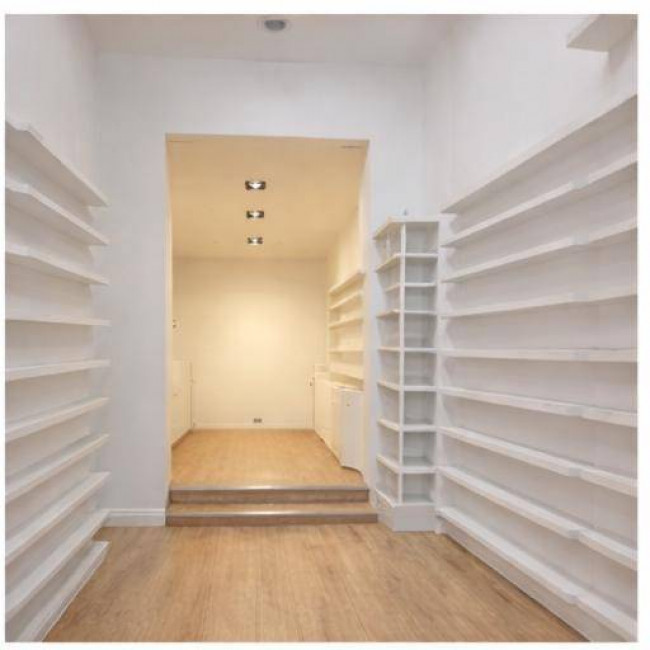 Attività commerciale in affitto a Varese