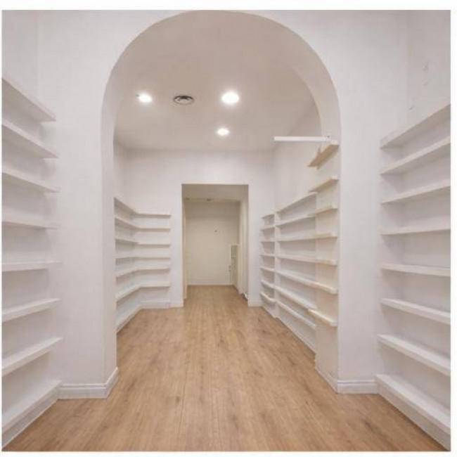 Attività commerciale in affitto a Varese