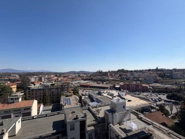 Appartamento in vendita a Varese