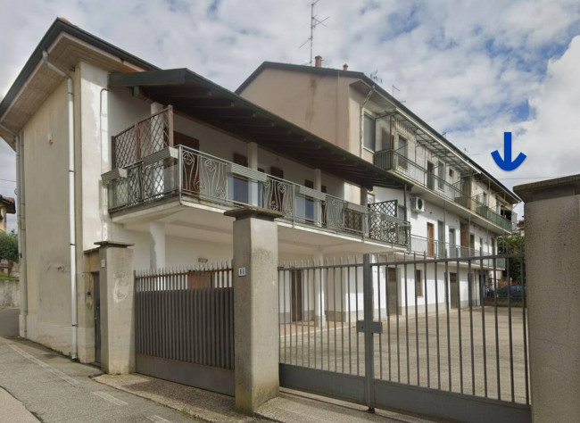 Appartamento in vendita a Caronno Varesino