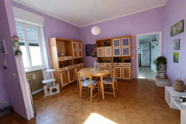 Appartamento in vendita a Caronno Varesino