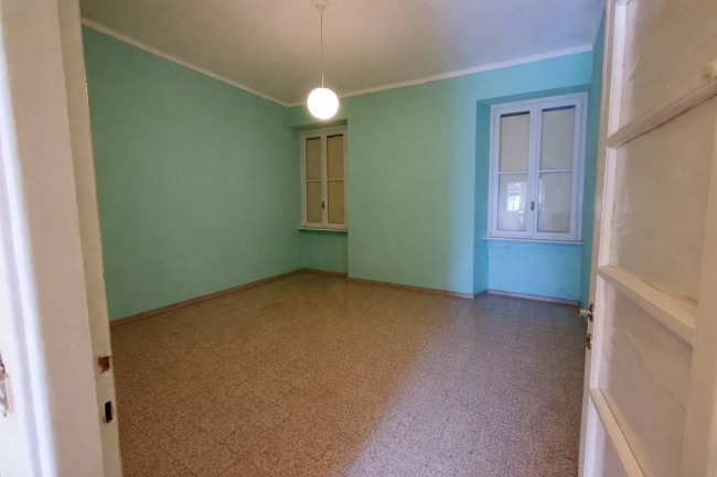 Appartamento in vendita a Caronno Varesino