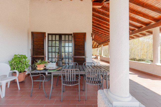 Villa in vendita a Sumirago