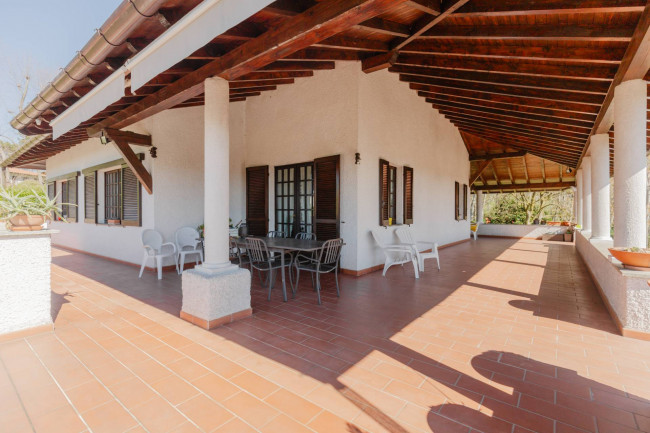 Villa in vendita a Sumirago