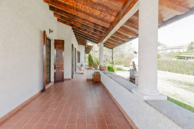 Villa in vendita a Sumirago