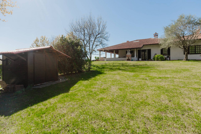 Villa in vendita a Sumirago