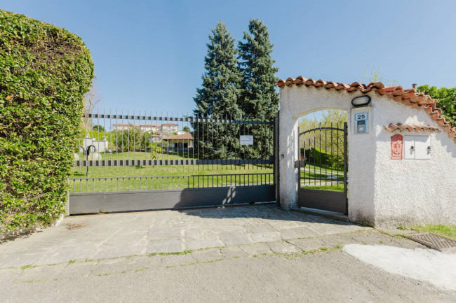 Villa in vendita a Sumirago