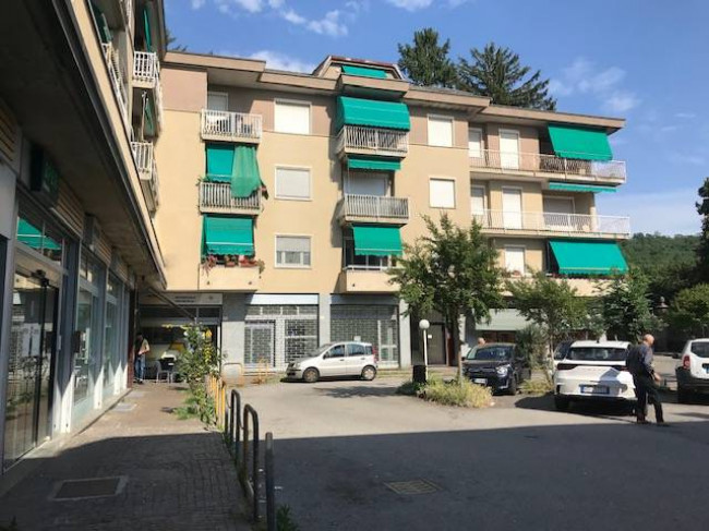 Locale commerciale in vendita a Cittiglio