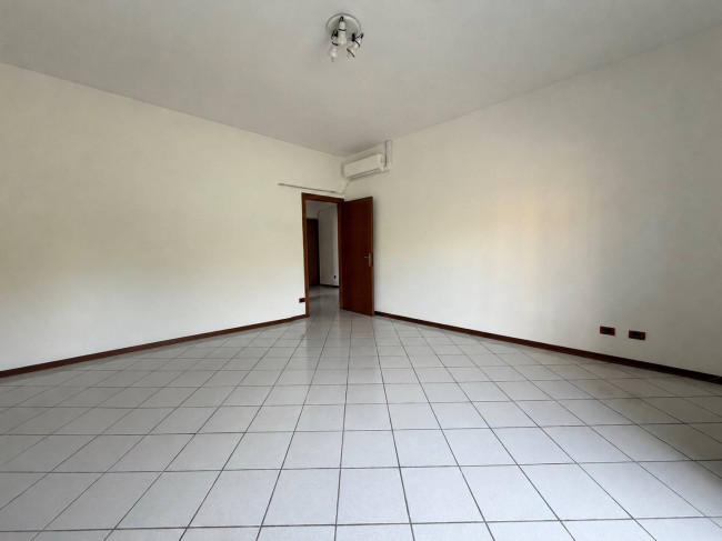 Appartamento in affitto a Gavirate
