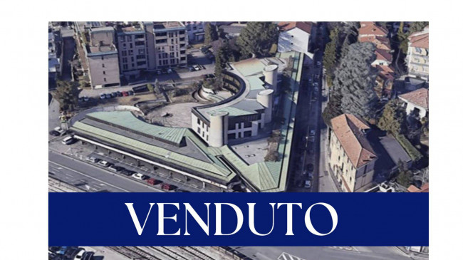 Attività commerciale in vendita a Varese