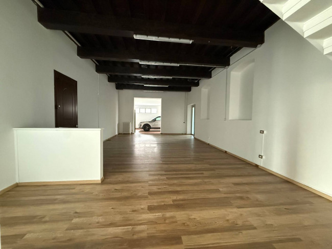 laboratorio in vendita a Varese