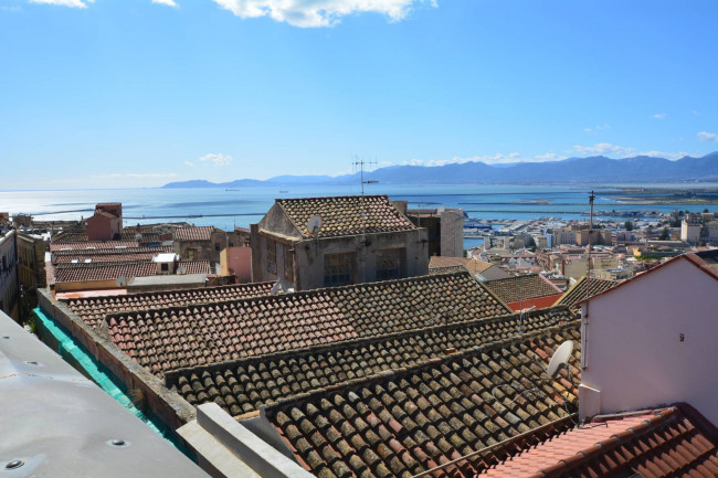 Appartamento in vendita a Cagliari